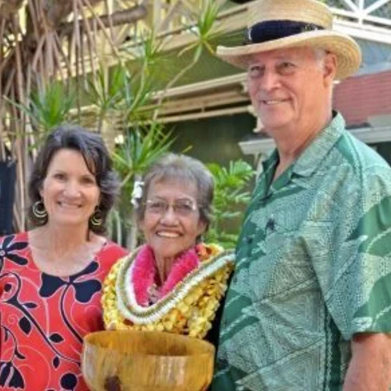 image of children in Lahaina planting trees
